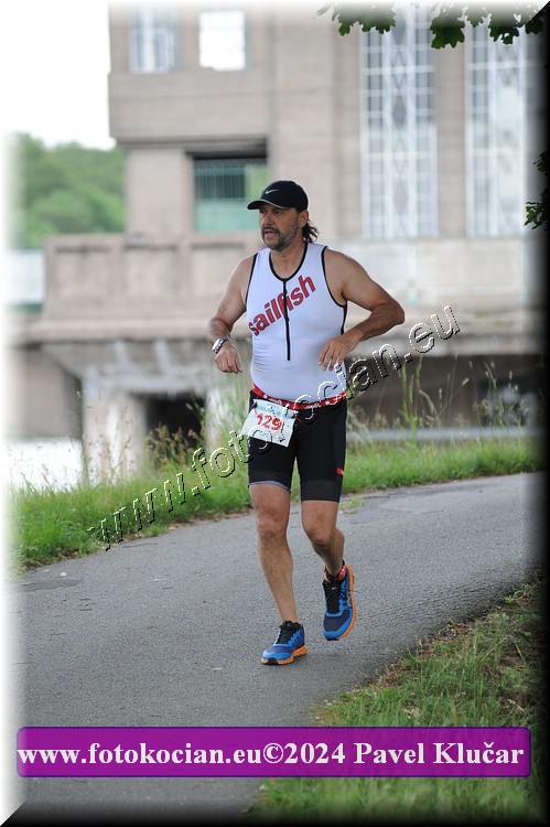 Náhled obrázku: 2024-4715-Podebradsky-triatlon-.JPG