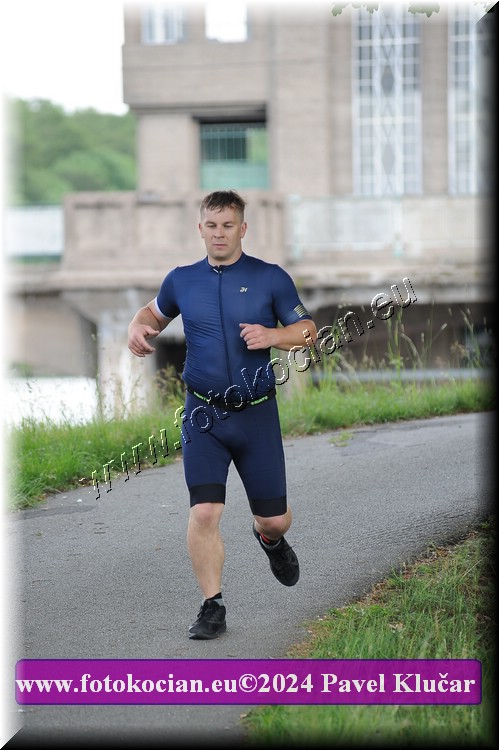 Náhled obrázku: 2024-4720-Podebradsky-triatlon-.JPG