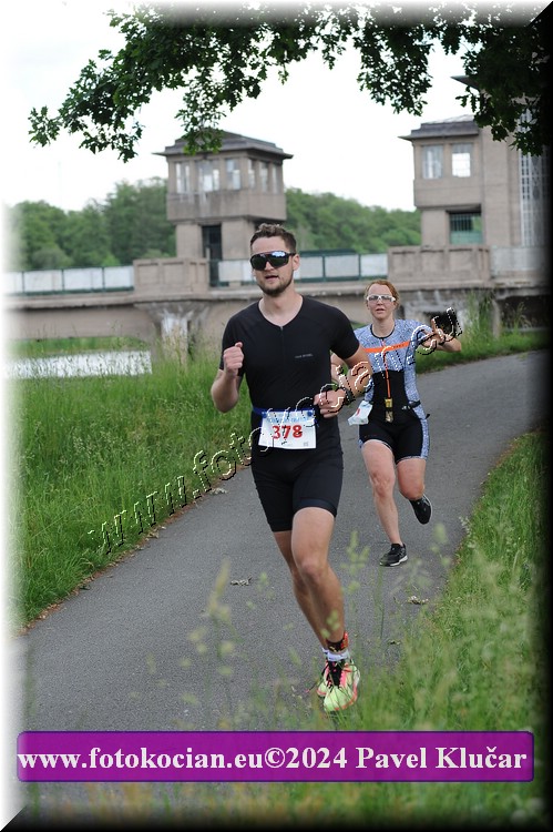 Náhled obrázku: 2024-4730-Podebradsky-triatlon-.JPG