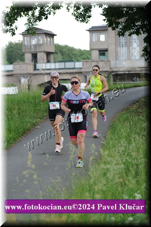 Náhled obrázku: 2024-4768-Podebradsky-triatlon-.JPG