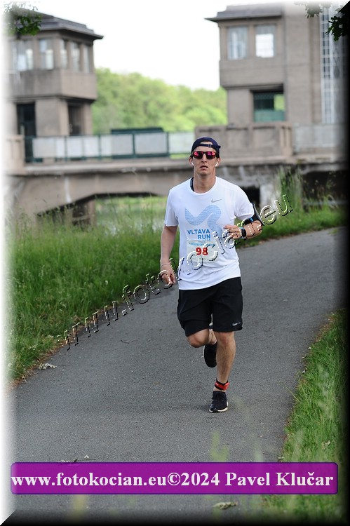 Náhled obrázku: 2024-4849-Podebradsky-triatlon-.JPG