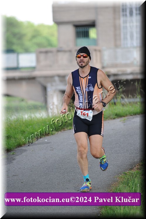 Náhled obrázku: 2024-4858-Podebradsky-triatlon-.JPG