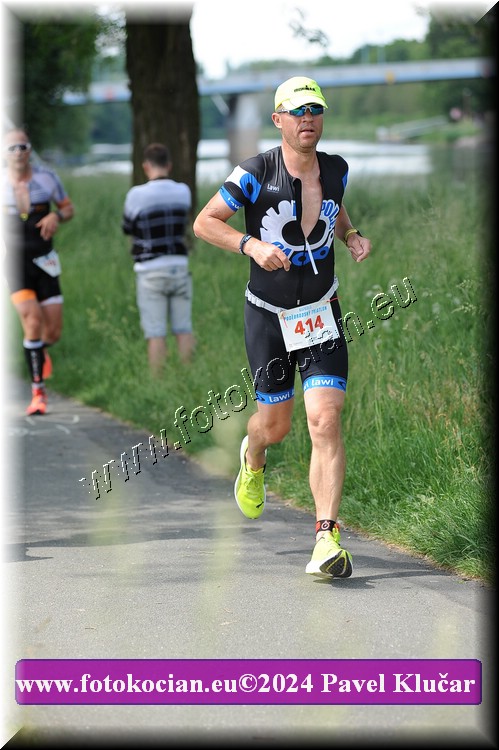 Náhled obrázku: 2024-4885-Podebradsky-triatlon-.JPG