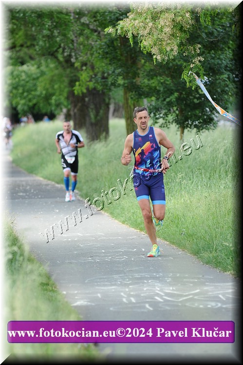 Náhled obrázku: 2024-4890-Podebradsky-triatlon-.JPG