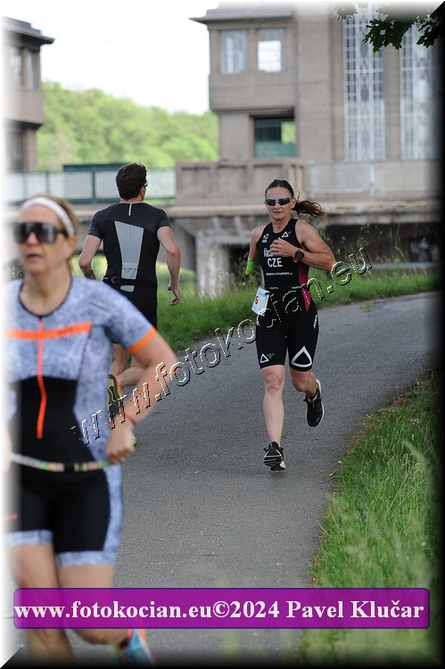 Náhled obrázku: 2024-4922-Podebradsky-triatlon-.JPG