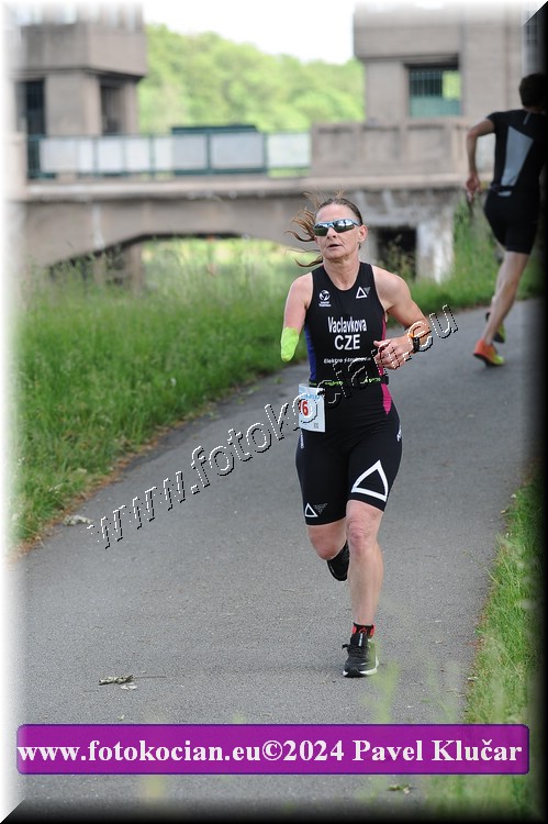 Náhled obrázku: 2024-4924-Podebradsky-triatlon-.JPG