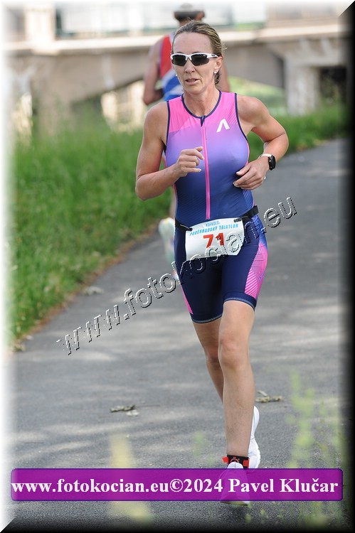 Náhled obrázku: 2024-4928-Podebradsky-triatlon-.JPG