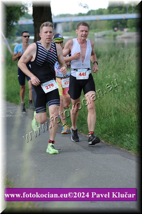 Náhled obrázku: 2024-4952-Podebradsky-triatlon-.JPG