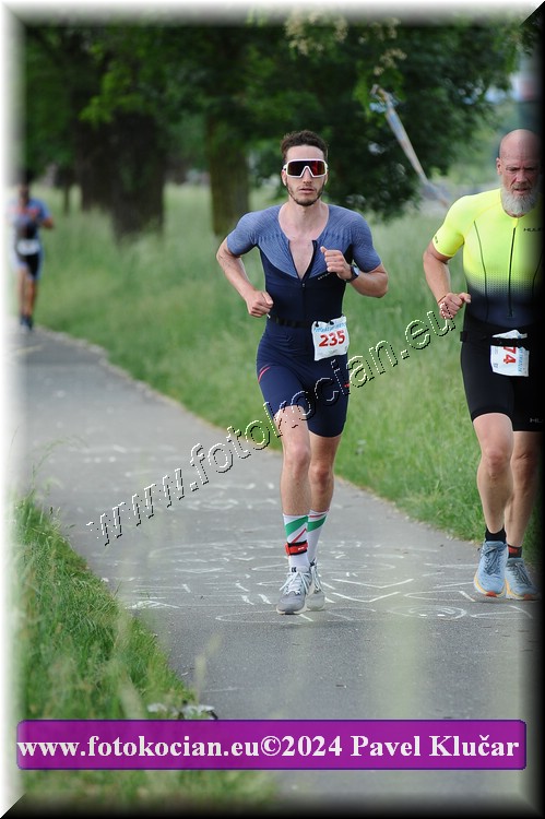 Náhled obrázku: 2024-4966-Podebradsky-triatlon-.JPG