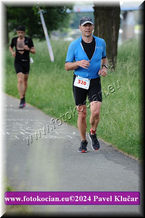 Náhled obrázku: 2024-4976-Podebradsky-triatlon-.JPG