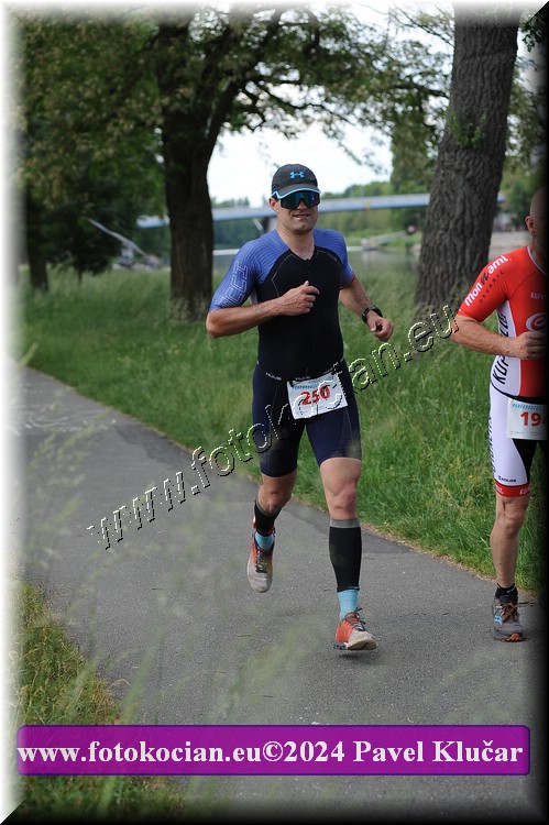 Náhled obrázku: 2024-5026-Podebradsky-triatlon-.JPG