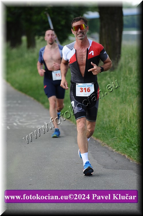 Náhled obrázku: 2024-5074-Podebradsky-triatlon-.JPG