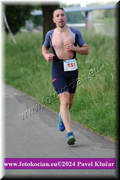 Náhled obrázku: 2024-5077-Podebradsky-triatlon-.JPG