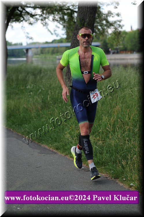 Náhled obrázku: 2024-5085-Podebradsky-triatlon-.JPG
