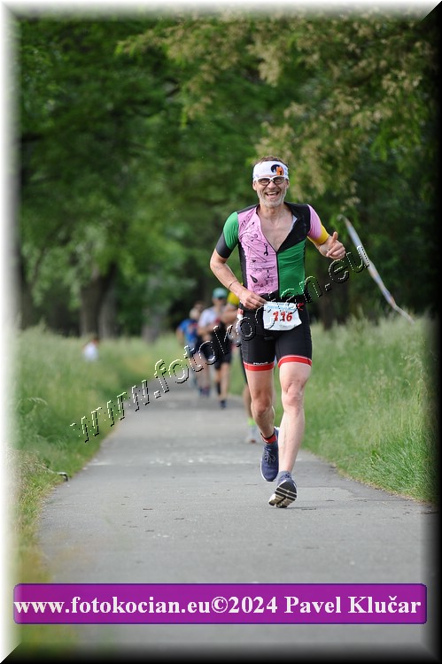 Náhled obrázku: 2024-5116-Podebradsky-triatlon-.JPG