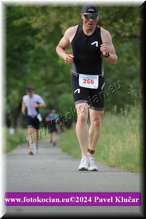 Náhled obrázku: 2024-5138-Podebradsky-triatlon-.JPG