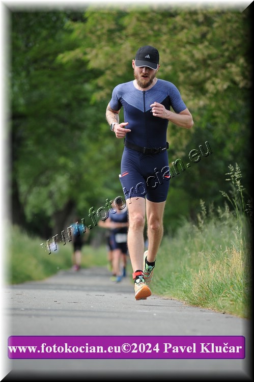 Náhled obrázku: 2024-5198-Podebradsky-triatlon-.JPG