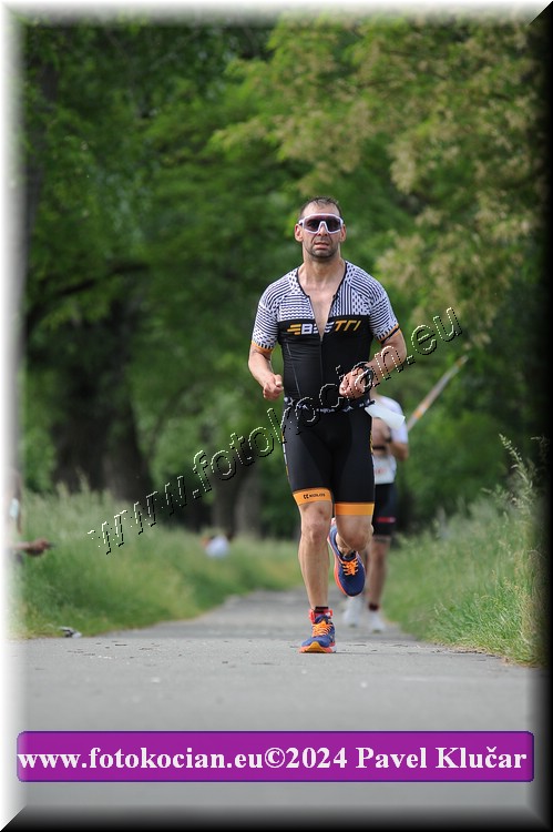 Náhled obrázku: 2024-5247-Podebradsky-triatlon-.JPG