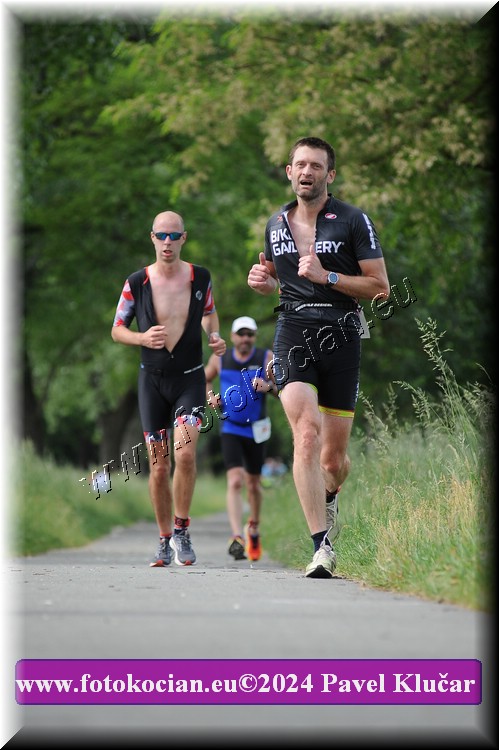 Náhled obrázku: 2024-5251-Podebradsky-triatlon-.JPG