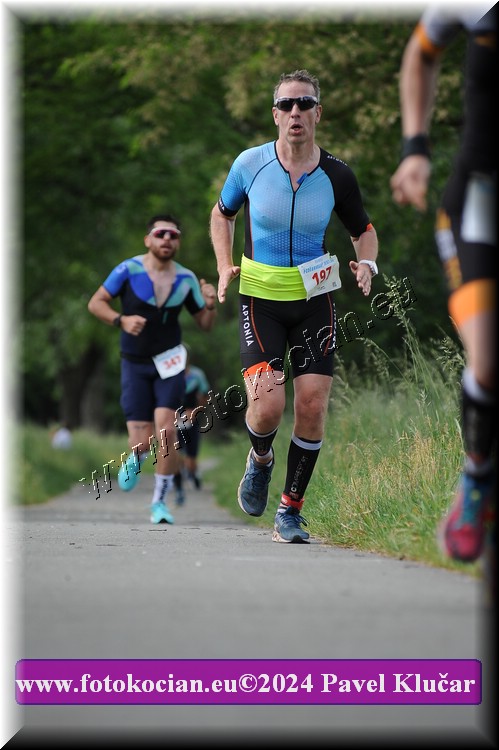 Náhled obrázku: 2024-5259-Podebradsky-triatlon-.JPG