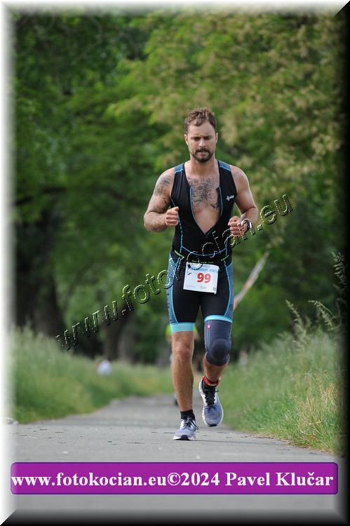 Náhled obrázku: 2024-5266-Podebradsky-triatlon-.JPG
