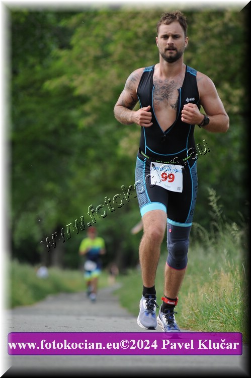 Náhled obrázku: 2024-5267-Podebradsky-triatlon-.JPG