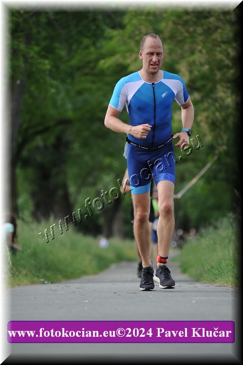 Náhled obrázku: 2024-5310-Podebradsky-triatlon-.JPG