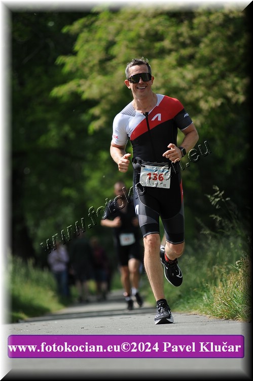 Náhled obrázku: 2024-5440-Podebradsky-triatlon-.JPG