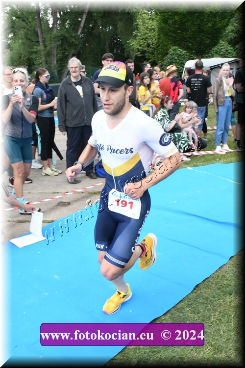 Náhled obrázku: 2024-1982-Podebradsky-triatlon-.JPG