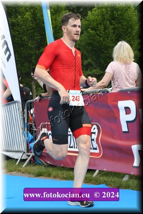 Náhled obrázku: 2024-2009-Podebradsky-triatlon-.JPG