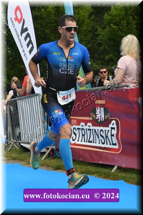 Náhled obrázku: 2024-2016-Podebradsky-triatlon-.JPG