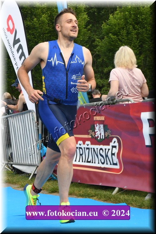 Náhled obrázku: 2024-2017-Podebradsky-triatlon-.JPG