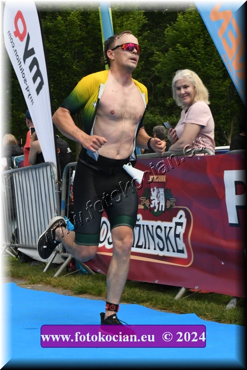Náhled obrázku: 2024-2028-Podebradsky-triatlon-.JPG