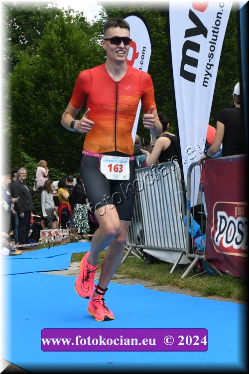 Náhled obrázku: 2024-2034-Podebradsky-triatlon-.JPG