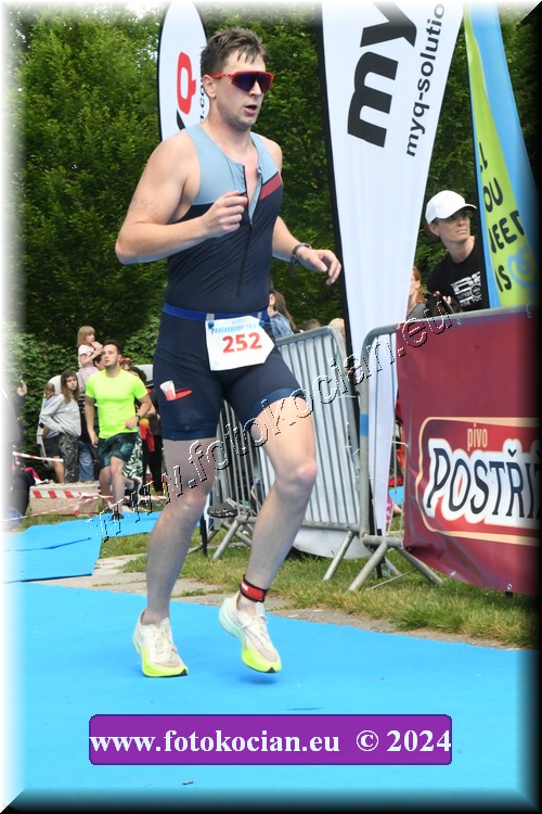 Náhled obrázku: 2024-2046-Podebradsky-triatlon-.JPG