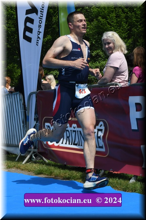 Náhled obrázku: 2024-2052-Podebradsky-triatlon-.JPG