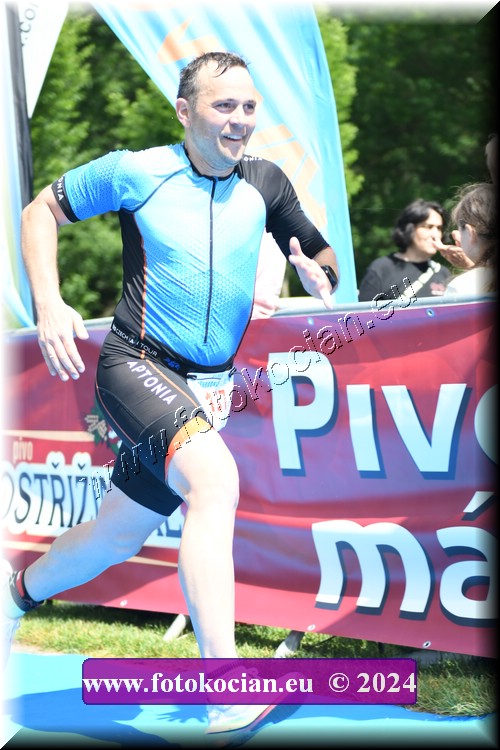 Náhled obrázku: 2024-2074-Podebradsky-triatlon-.JPG