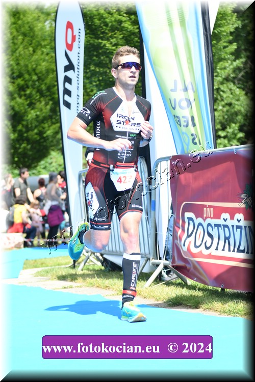 Náhled obrázku: 2024-2076-Podebradsky-triatlon-.JPG