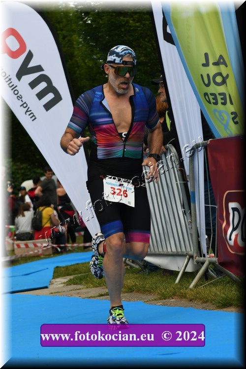 Náhled obrázku: 2024-2128-Podebradsky-triatlon-.JPG