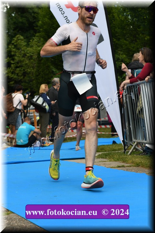 Náhled obrázku: 2024-2133-Podebradsky-triatlon-.JPG