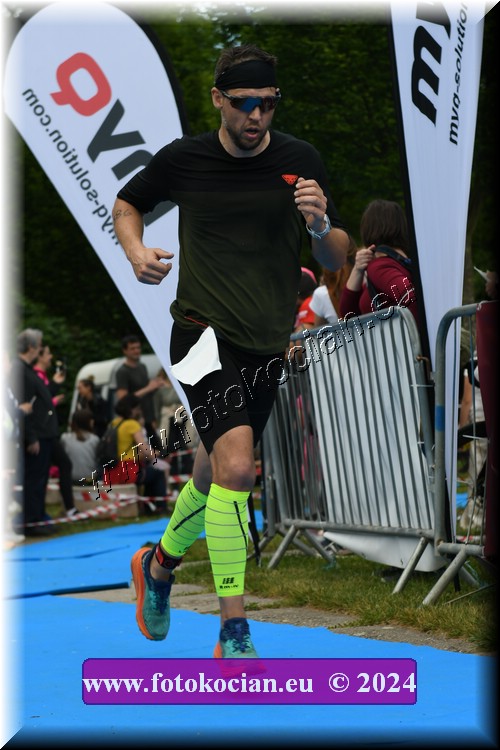 Náhled obrázku: 2024-2177-Podebradsky-triatlon-.JPG