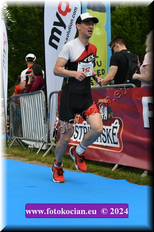 Náhled obrázku: 2024-2219-Podebradsky-triatlon-.JPG