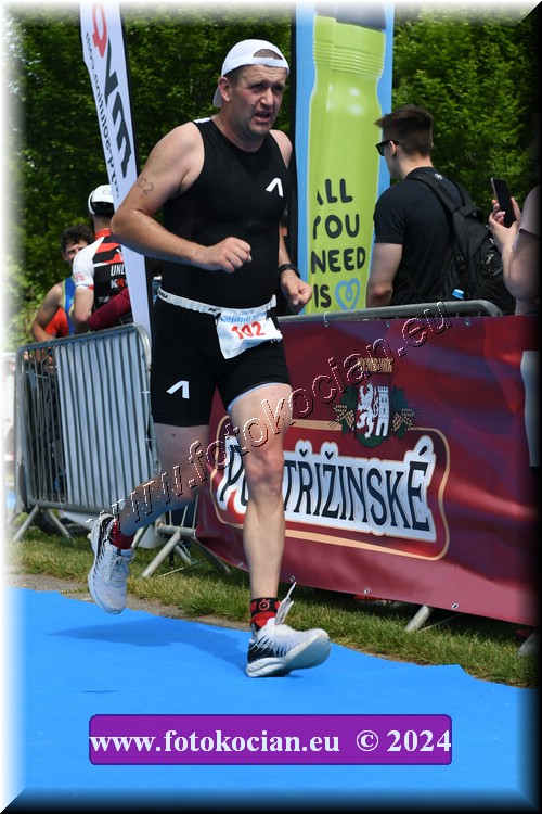 Náhled obrázku: 2024-2258-Podebradsky-triatlon-.JPG