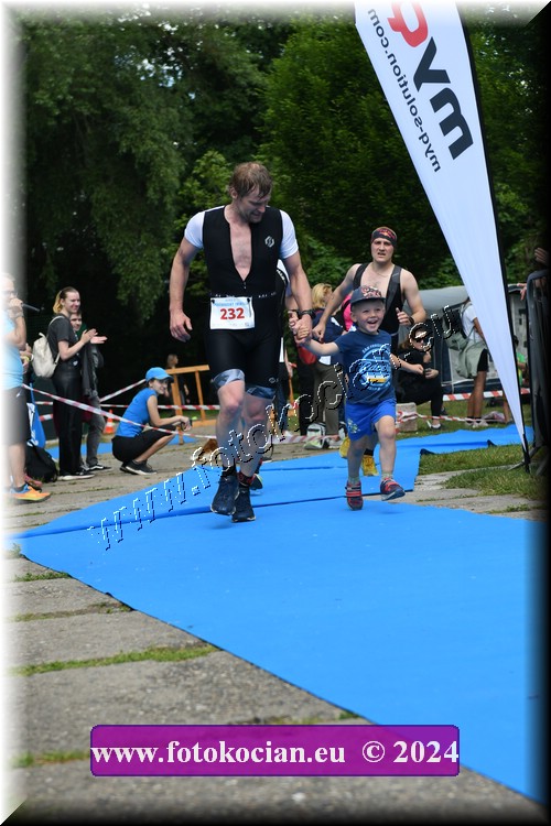 Náhled obrázku: 2024-2265-Podebradsky-triatlon-.JPG