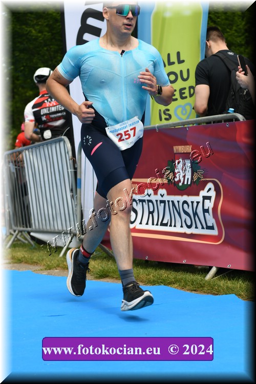 Náhled obrázku: 2024-2294-Podebradsky-triatlon-.JPG