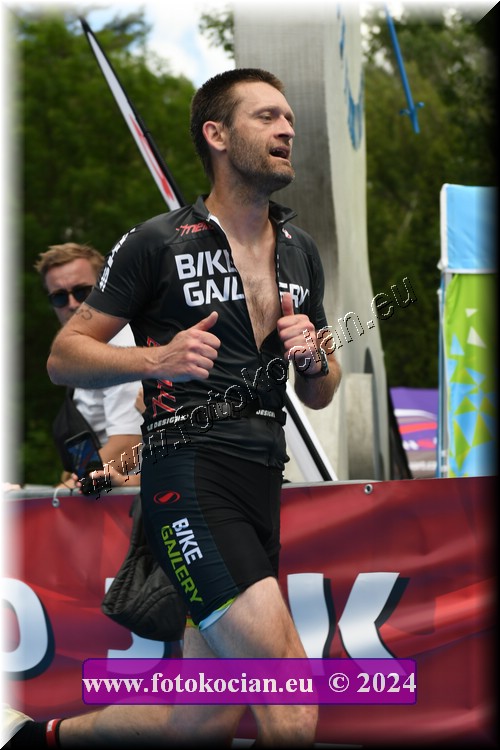 Náhled obrázku: 2024-2316-Podebradsky-triatlon-.JPG