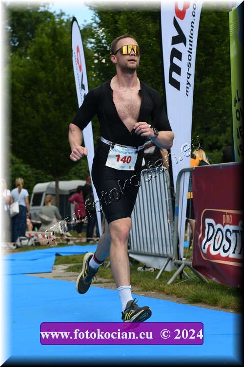Náhled obrázku: 2024-2346-Podebradsky-triatlon-.JPG