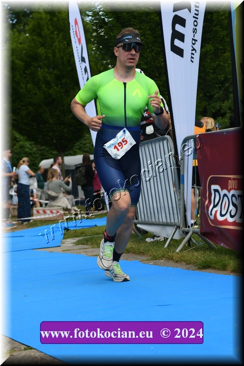Náhled obrázku: 2024-2352-Podebradsky-triatlon-.JPG
