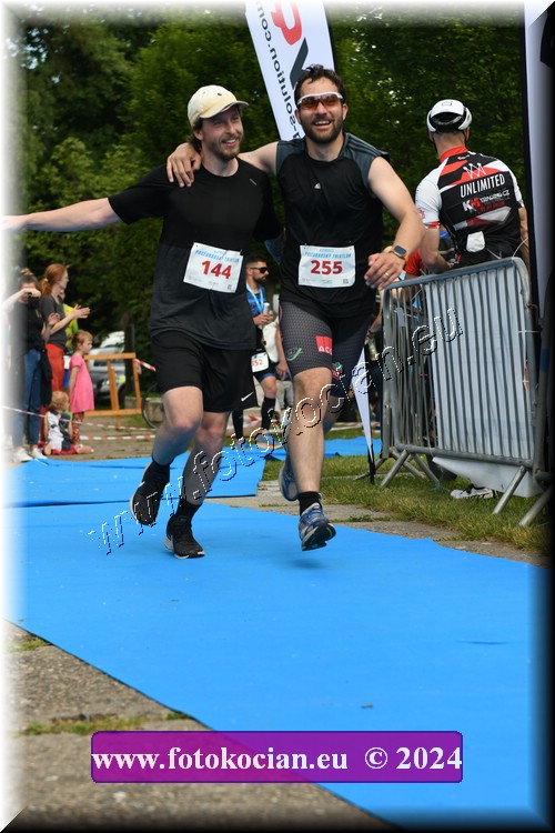 Náhled obrázku: 2024-2355-Podebradsky-triatlon-.JPG