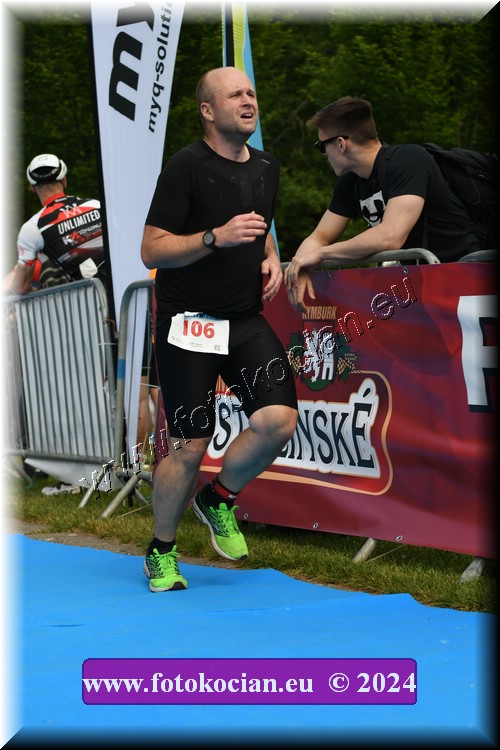 Náhled obrázku: 2024-2362-Podebradsky-triatlon-.JPG